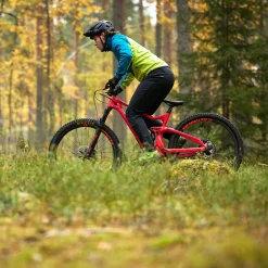 Suunta Miesten Hybriditakki